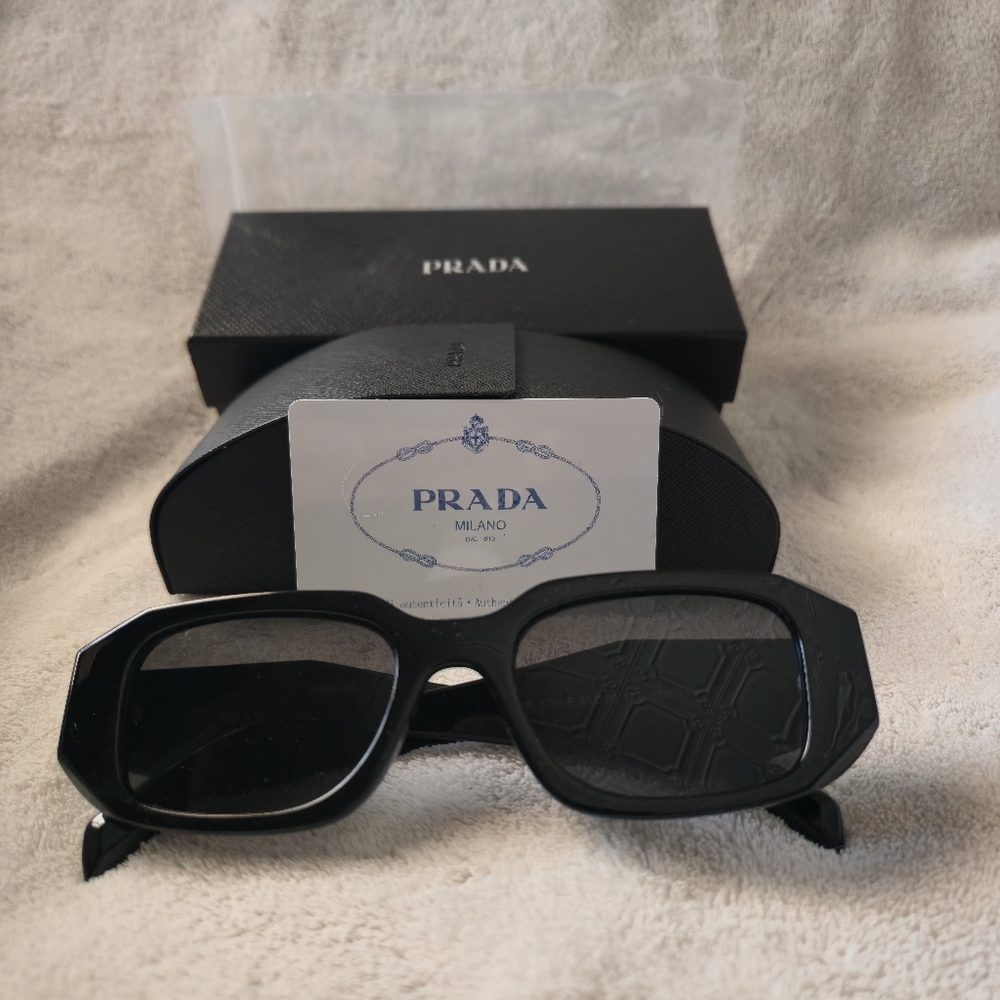 Prada SPR 17W-F Sunglasses